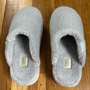 UGG Fuzz Sugar Terry Slide!!